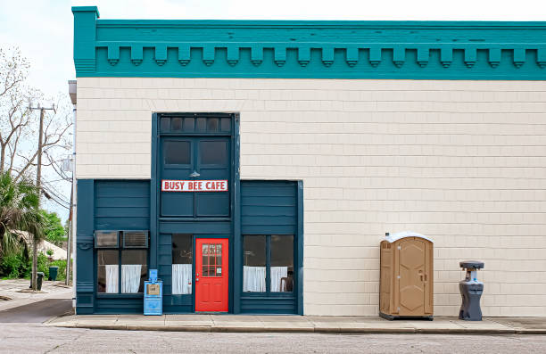 Best Portable restroom trailer rental  in Chattahoochee, FL